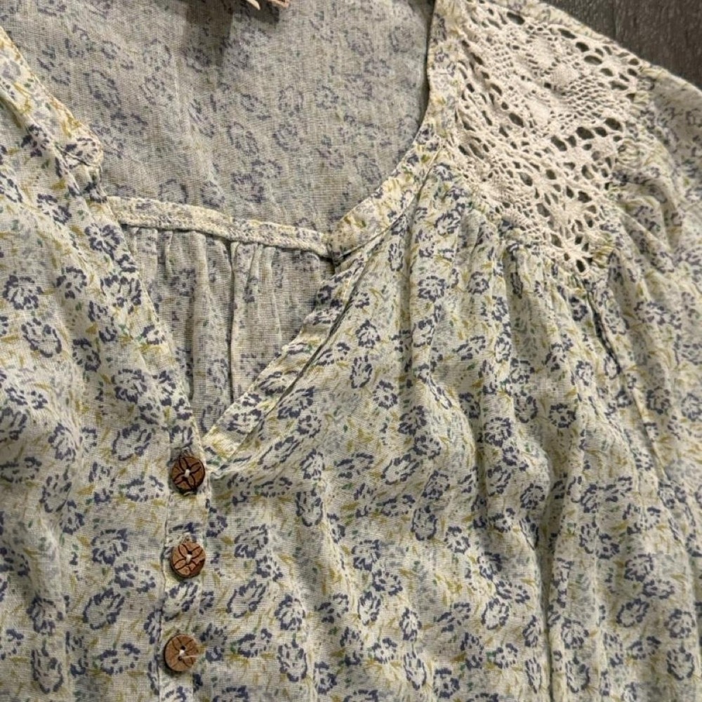 Vintage boho blue & white floral 100% cotton lace trim and tie sides, size XL - Picture 3 of 7